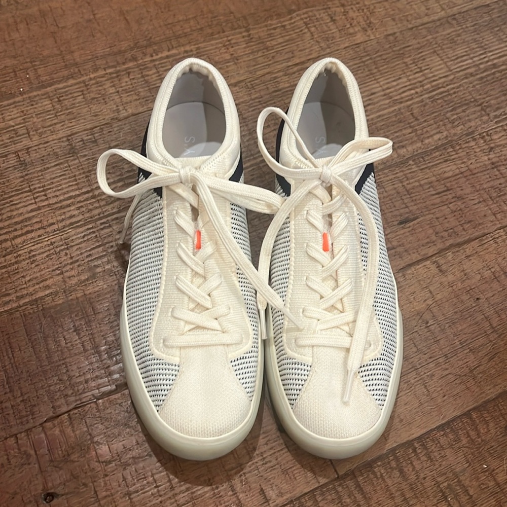 Rothy’s Lace Up Sneaker